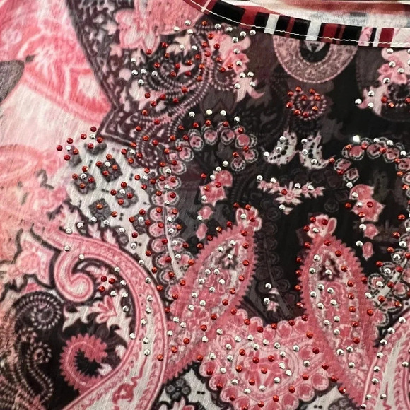 Avenue Blouse Size 14/16 Rhinestone Studded Flared Sleeves Layered Paisley Top - Picture 7 of 8